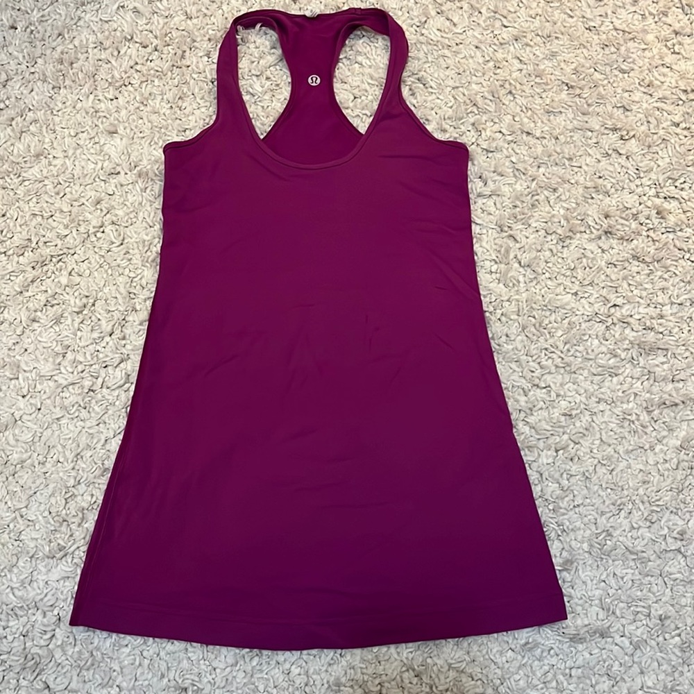 women’s lululemon tank top